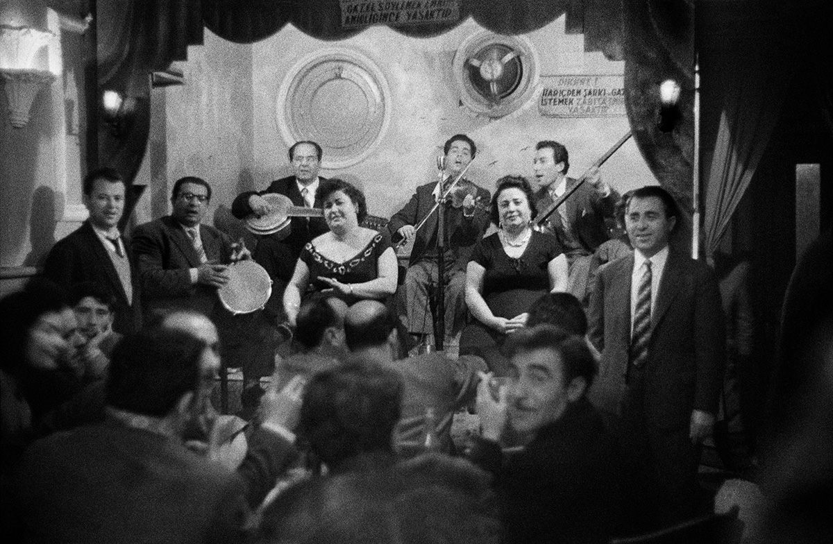 Beyoğlu — Ara Güler (1962)