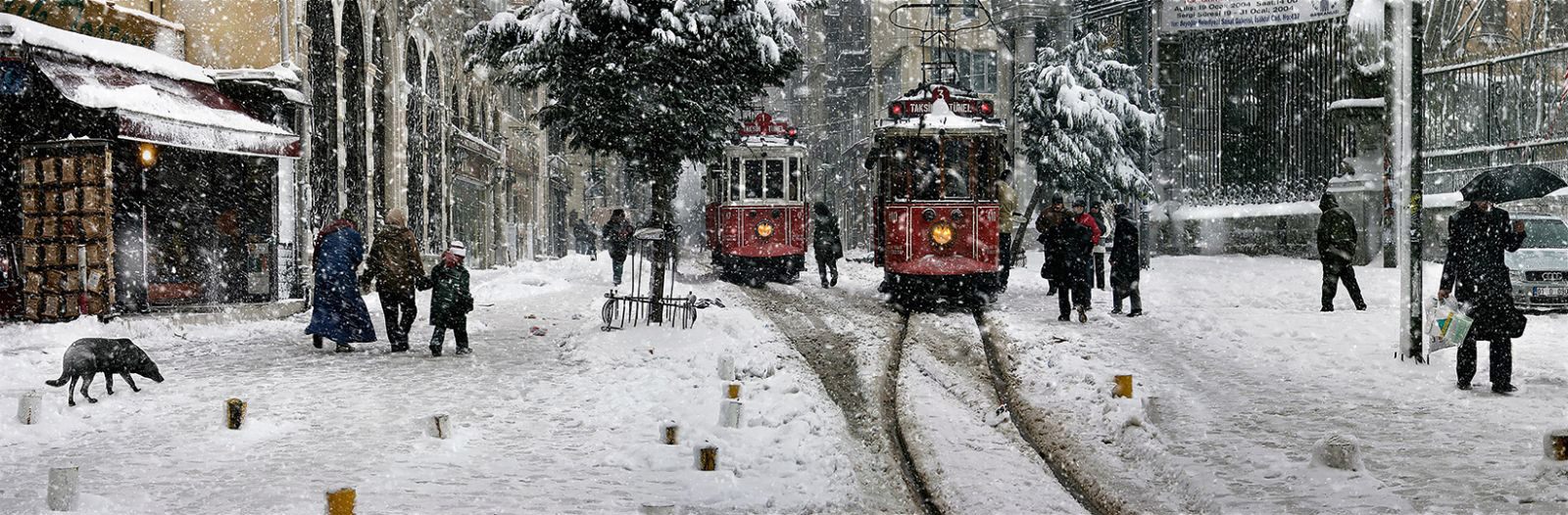 Beyoğlu’nda Tramvaylar, İstanbul — Nuri Bilge Ceylan (2004)