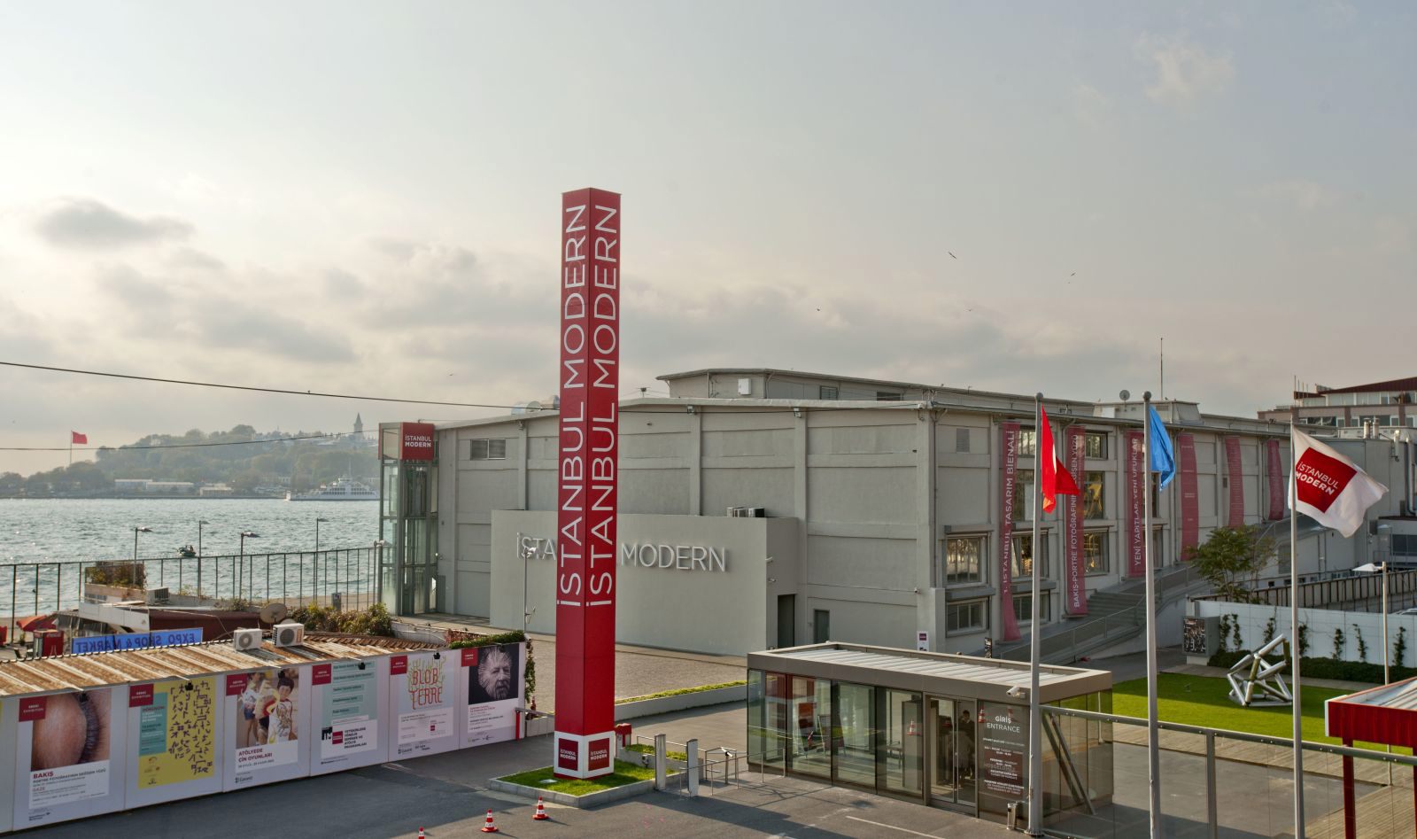İstanbul Modern'in Yeni Müze Binası İçin İmzalar Atıldı