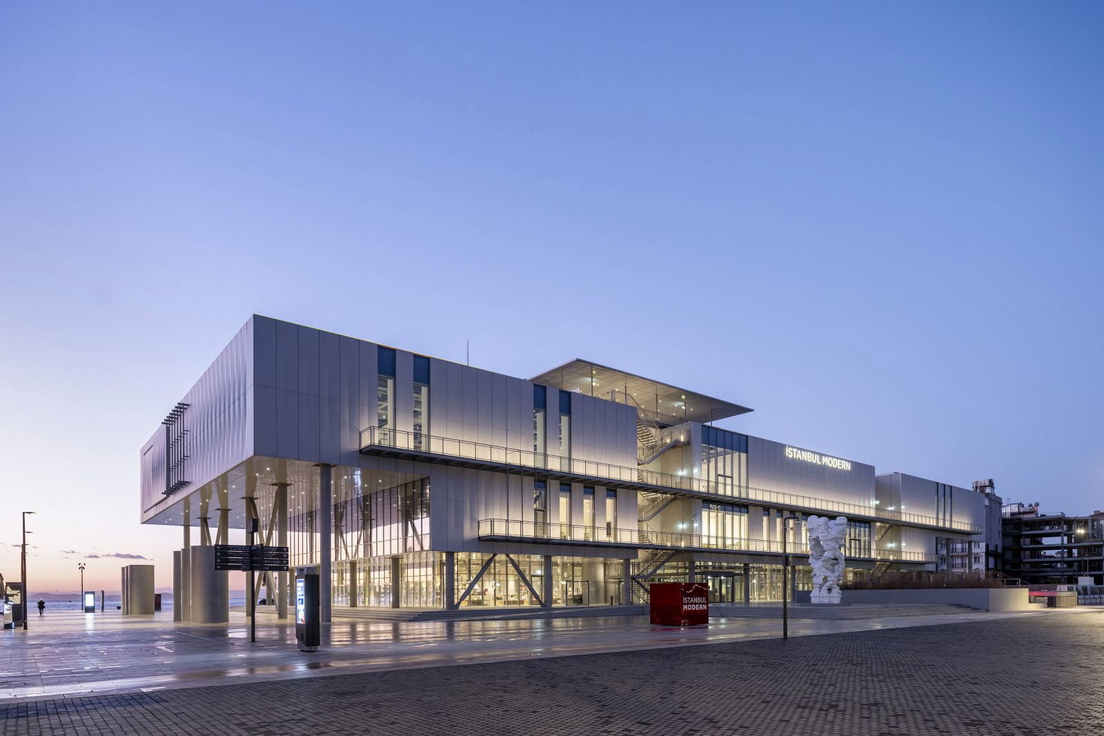 Istanbul Modern opens in new landmark building designed by Renzo Piano