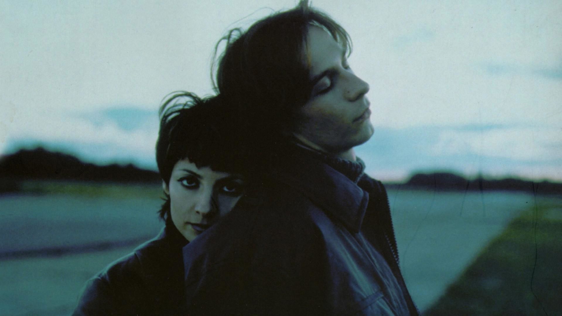 LOVERS OF THE ARCTIC CIRCLE