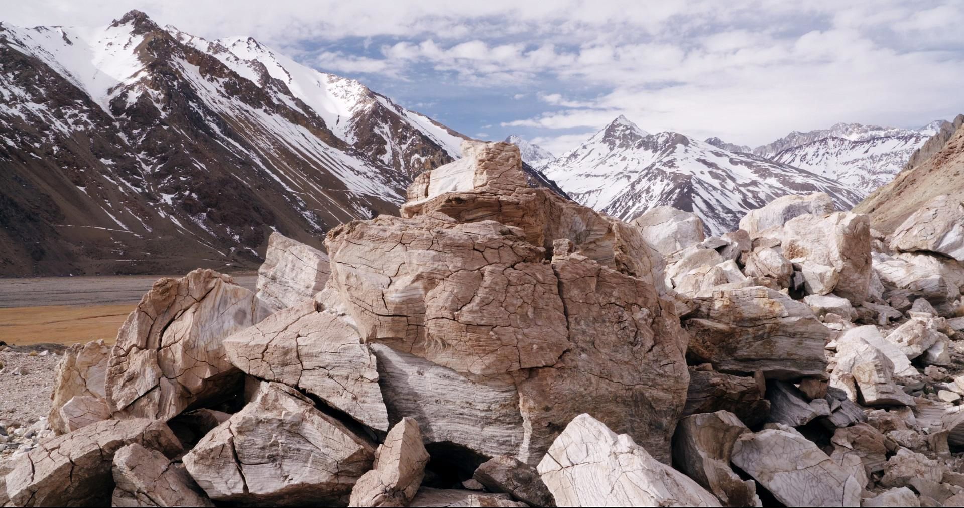 THE CORDILLERA OF DREAMS