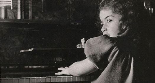 IDIL BIRET: THE PORTRAIT OF A CHILD PRODIGY