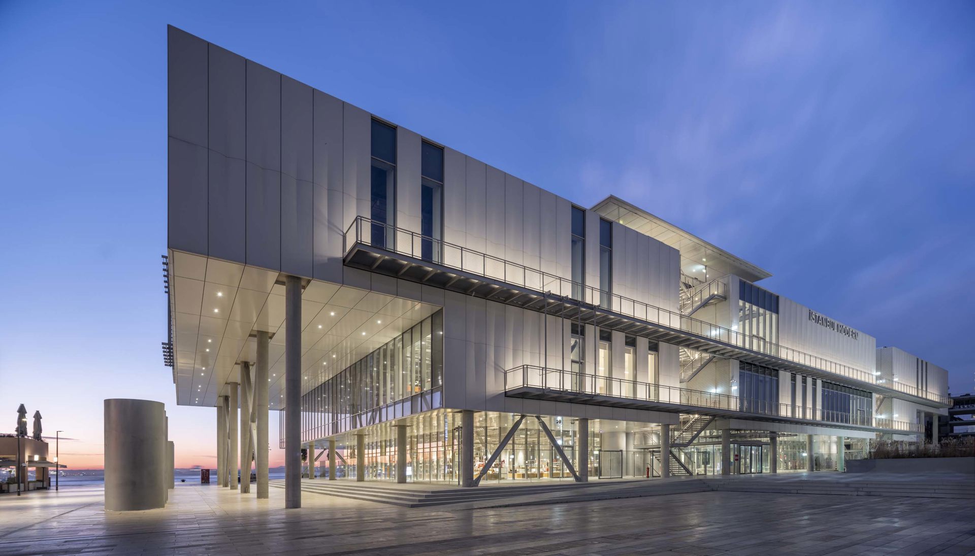 Award for Istanbul Modern from the World Architecture Festival