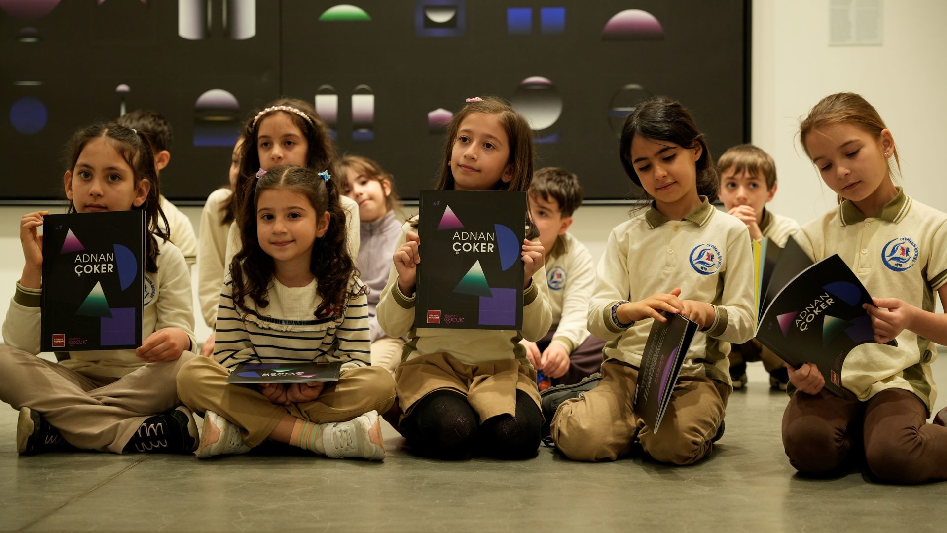 İstanbul Modern’in çocuk kitapları serisi Adnan Çoker ile devam ediyor