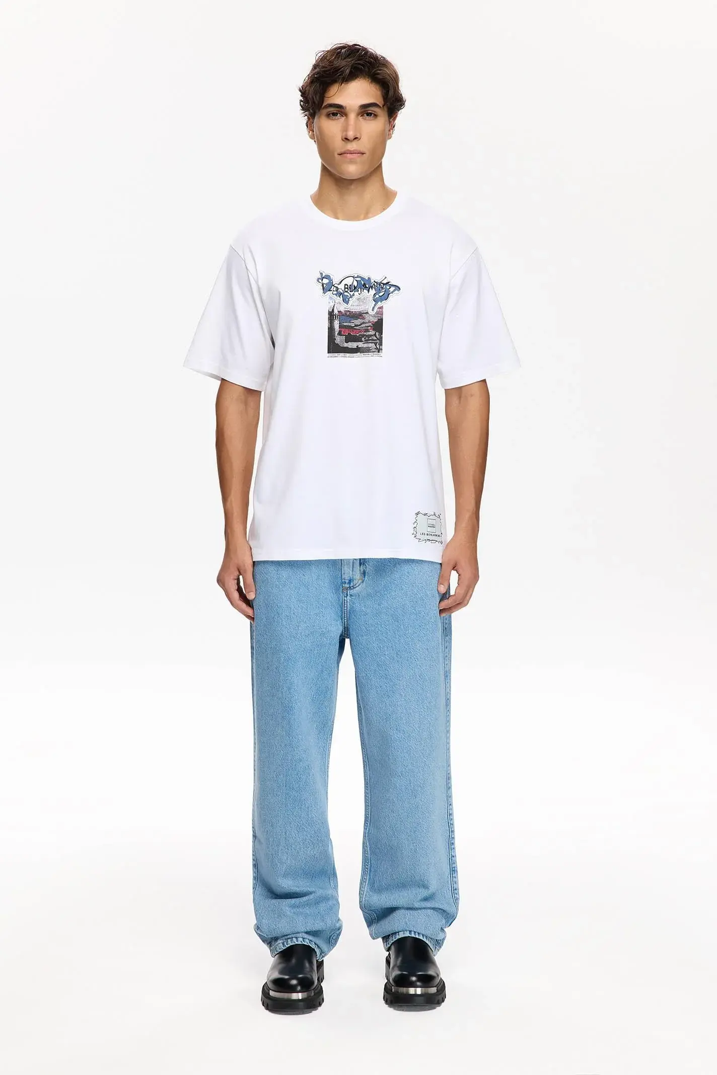 İstanbul Modern x Les Benjamins - Relaxed Fit Beyaz T-Shirt - 501