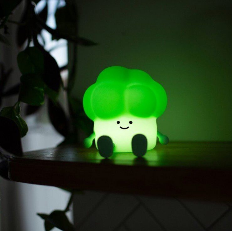 Mary's Night Light - Broccoli