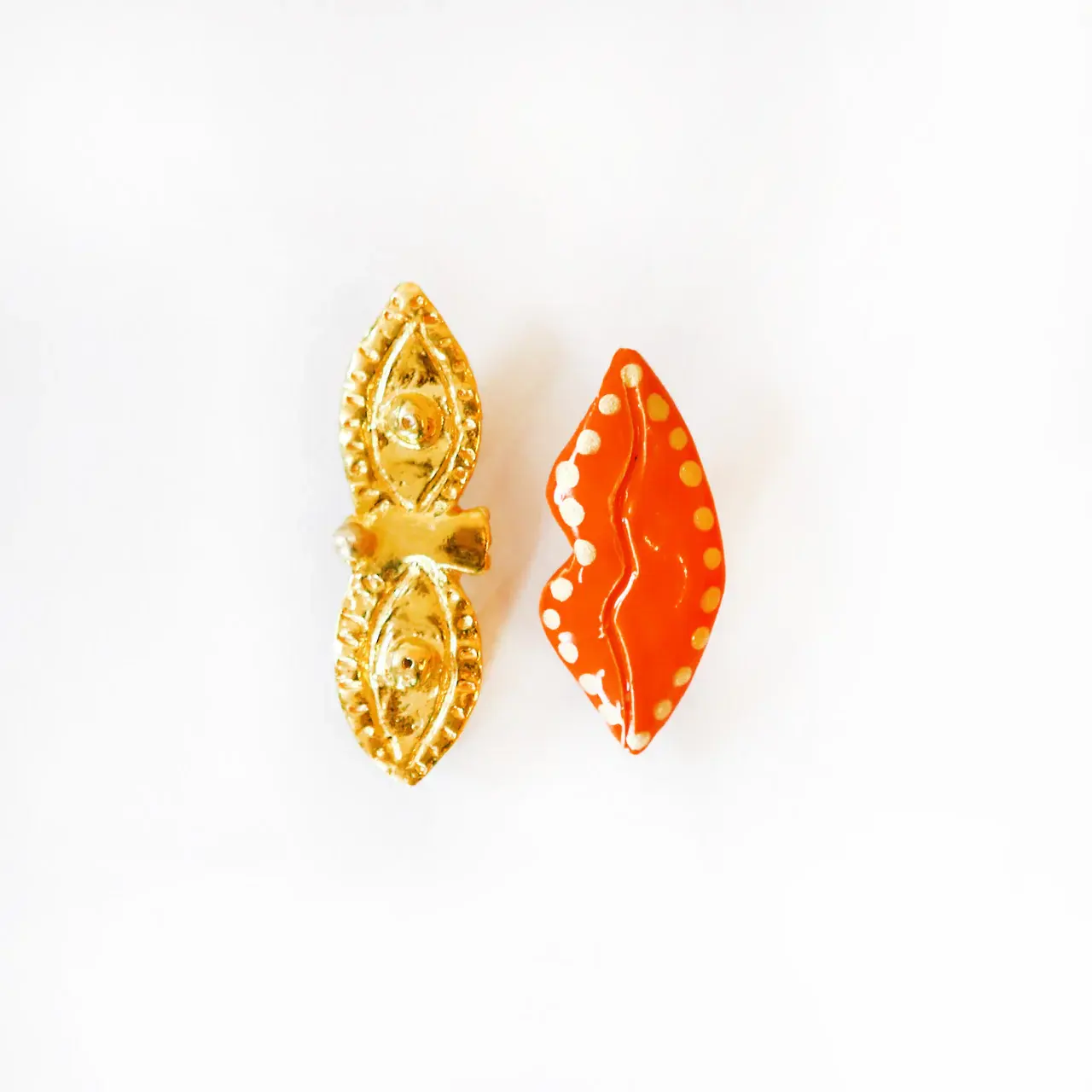 Tanti - Earrings - Golden Eyes and Lips