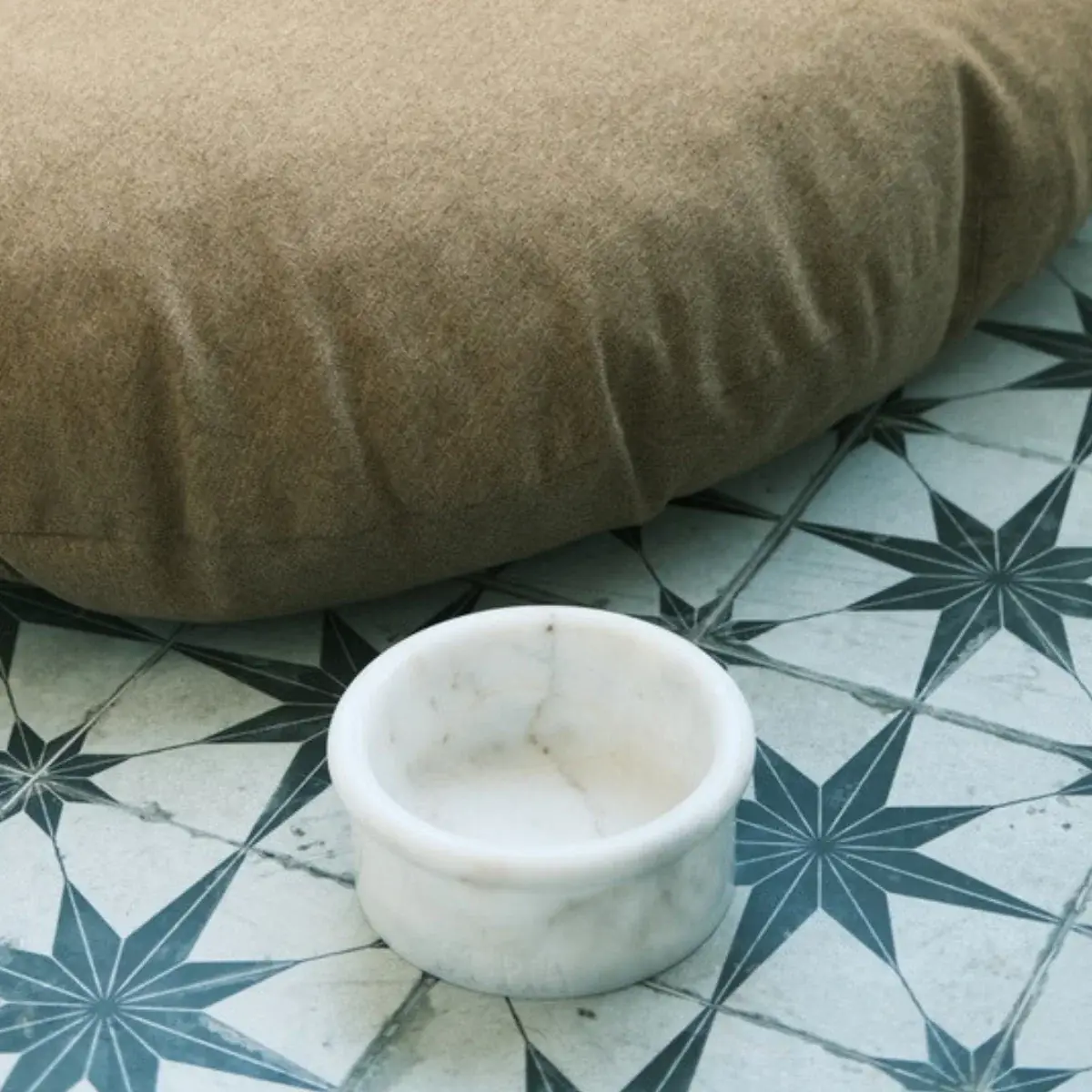 St. Pia - Bowl - Marbowl - White