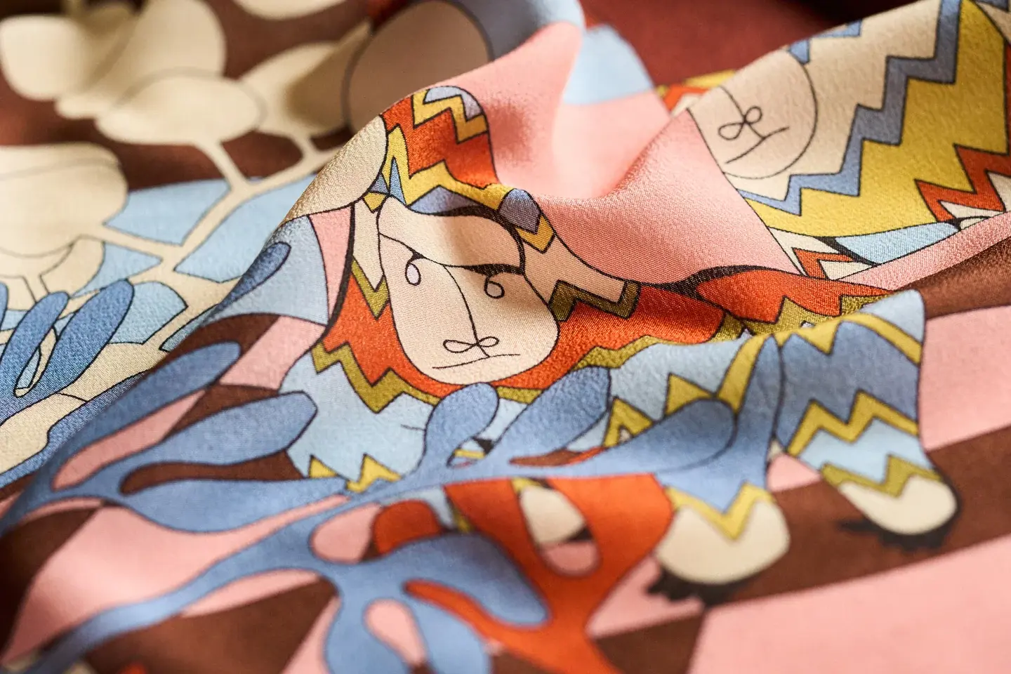Rumisu - Silk Scarf - Knuckle Walkers - 137 X 137 cm