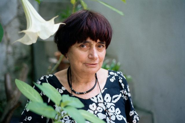 KAMERALI KADINLAR