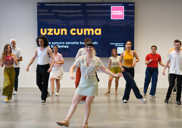 Uzun Cuma: Solo Caz Dans Atölyesi