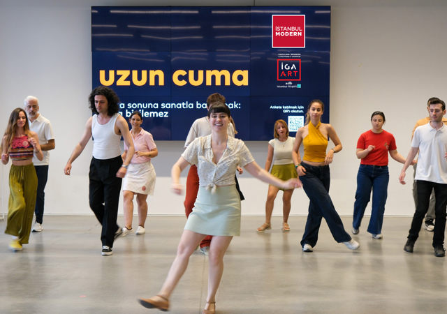 Uzun Cuma: Solo Caz Dans Atölyesi