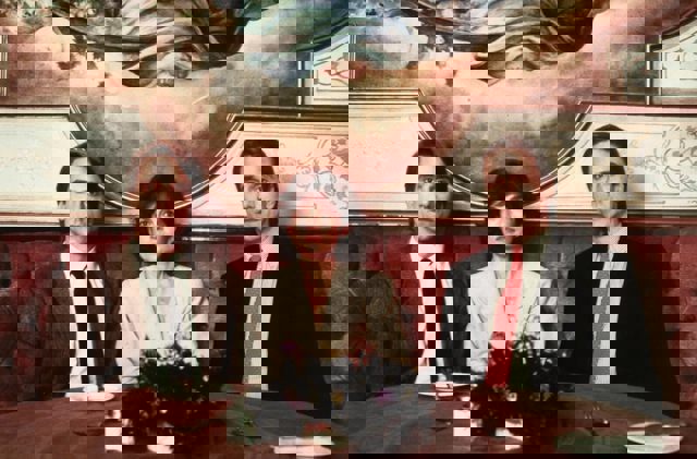 ÖLÜ İKİZLER (DEAD RINGERS), 1992