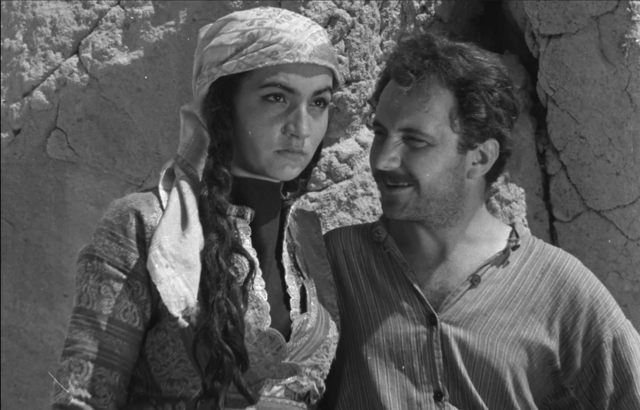 DARK WORLD: THE LIFE OF AŞIK VEYSEL (KARANLIK DÜNYA: AŞIK VEYSEL’İN HAYATI), 1952