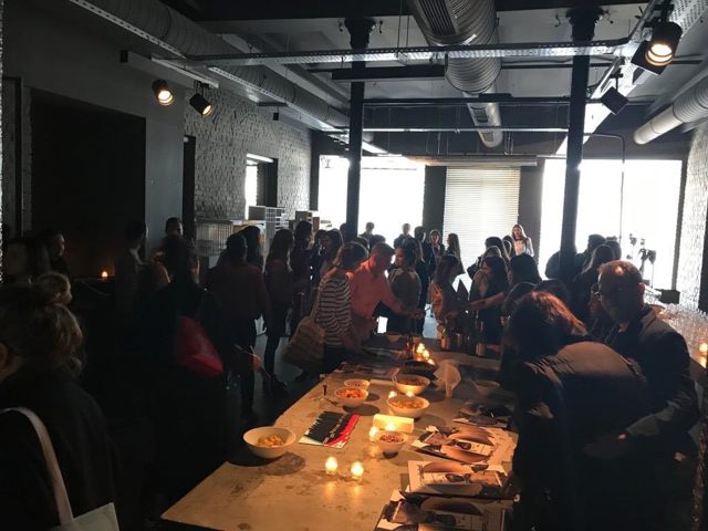 Genç Modern Meet-Up