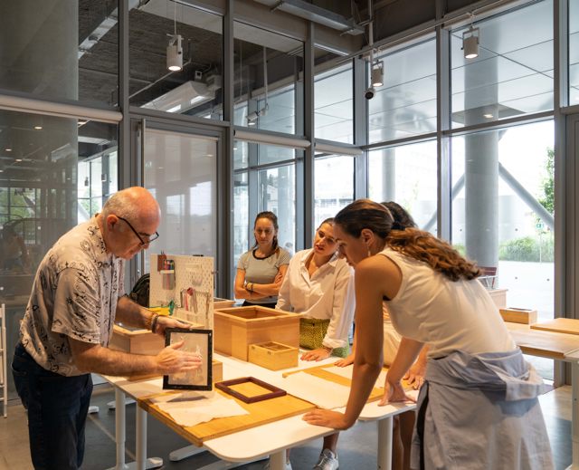 Upcycling Meetings with Artists