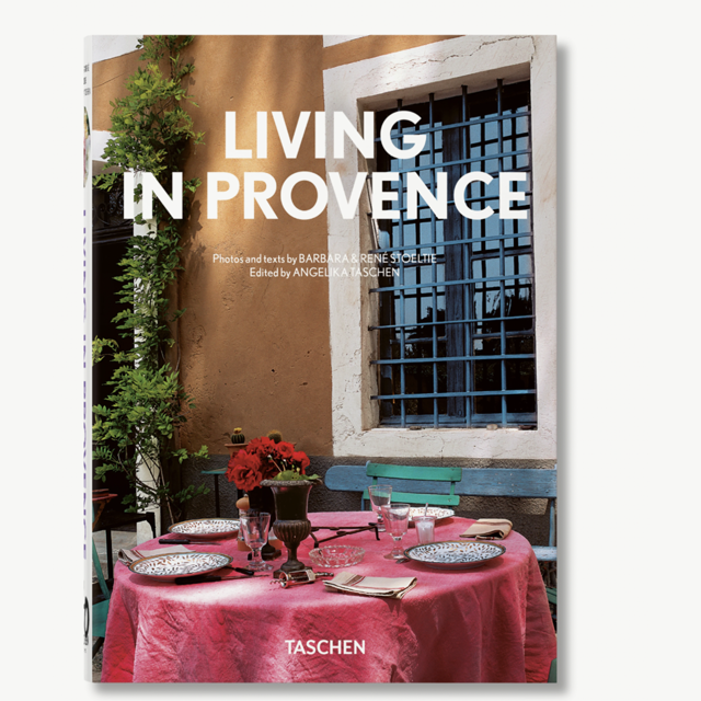 Living in Provence. 40th Ed.