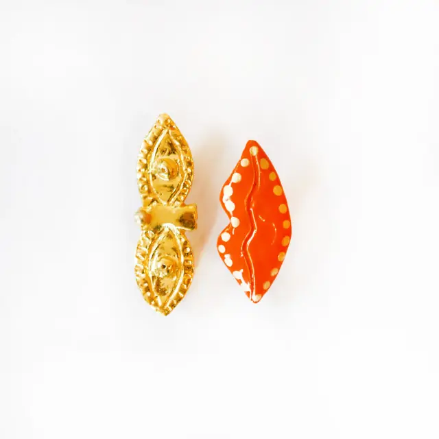 Tanti - Earrings - Golden Eyes and Lips