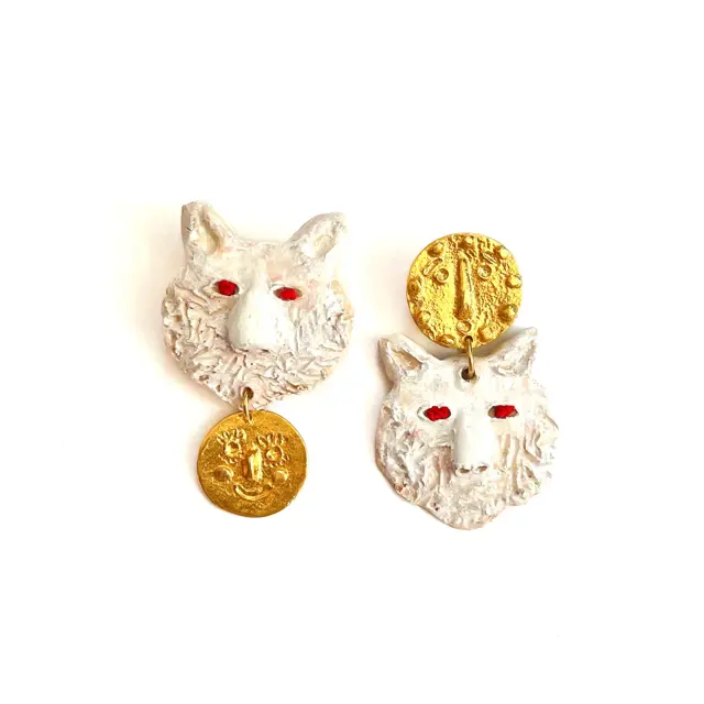 Tanti - Earrings - White Wolves