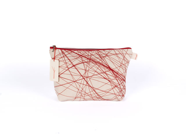 Big Clutch - Chiharu Shiota 